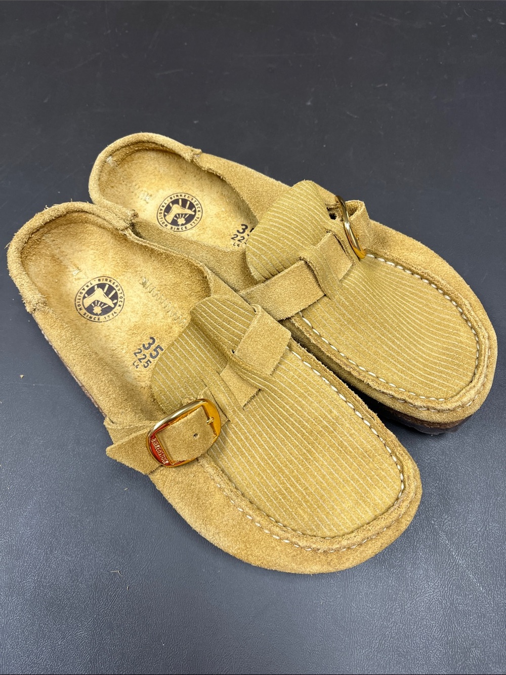 Birkenstock Women's Tan Suede Clog Mules with Gold Buckles size 35/4